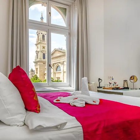 Hotel Andrassy Thai Budapeste