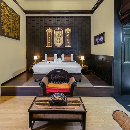 Hotel Andrassy Thai Budapeste