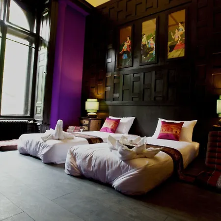 Hotel Andrassy Thai 3*