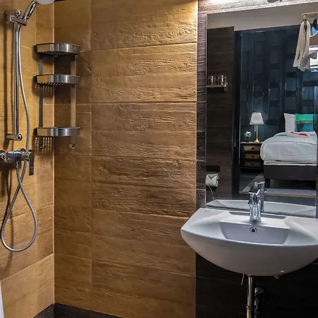 Andrassy Thai Hotel 3*