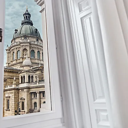 Andrassy Thai Hotel