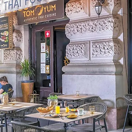 Hotel Andrassy Thai 3*
