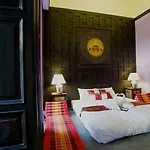 Hotel Andrassy Thai Budapesta