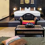 Hotel Andrassy Thai 3*