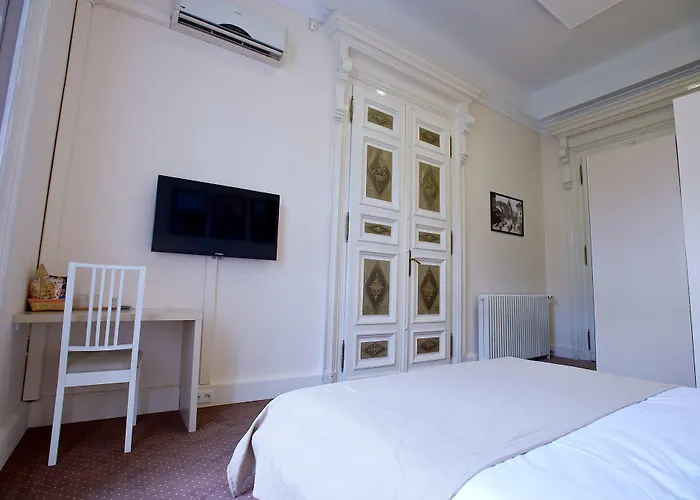 Hotel Andrassy Thai